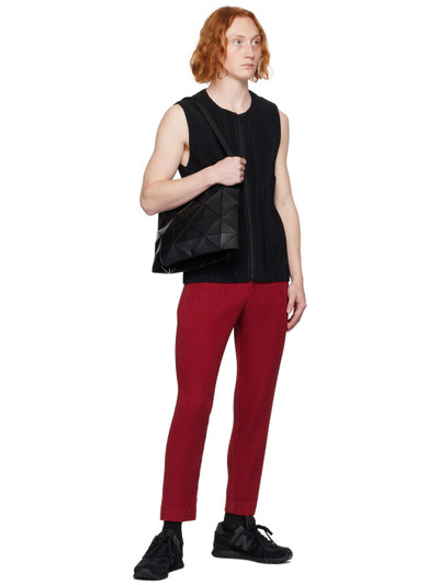 ISSEY MIYAKE Red Kersey Pleats Trousers outlook