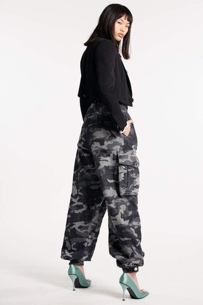 DSQUARED2 GREY CAMO WASH CARGO PANTS outlook