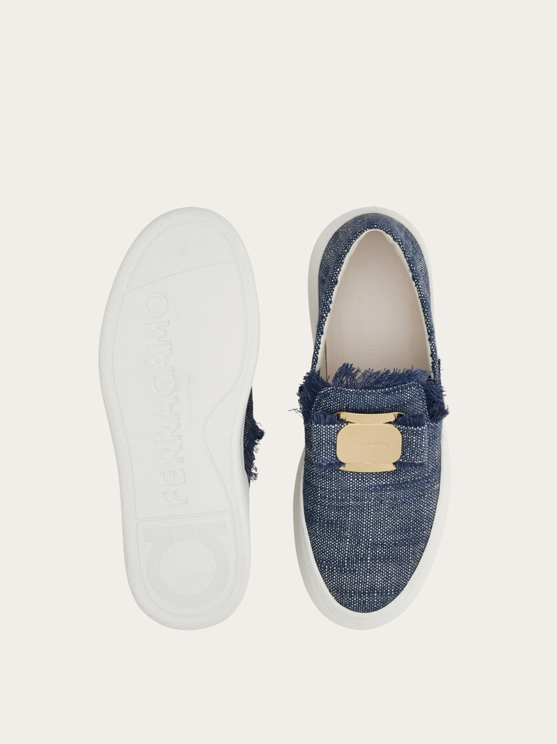 New Vara plate slip on 5