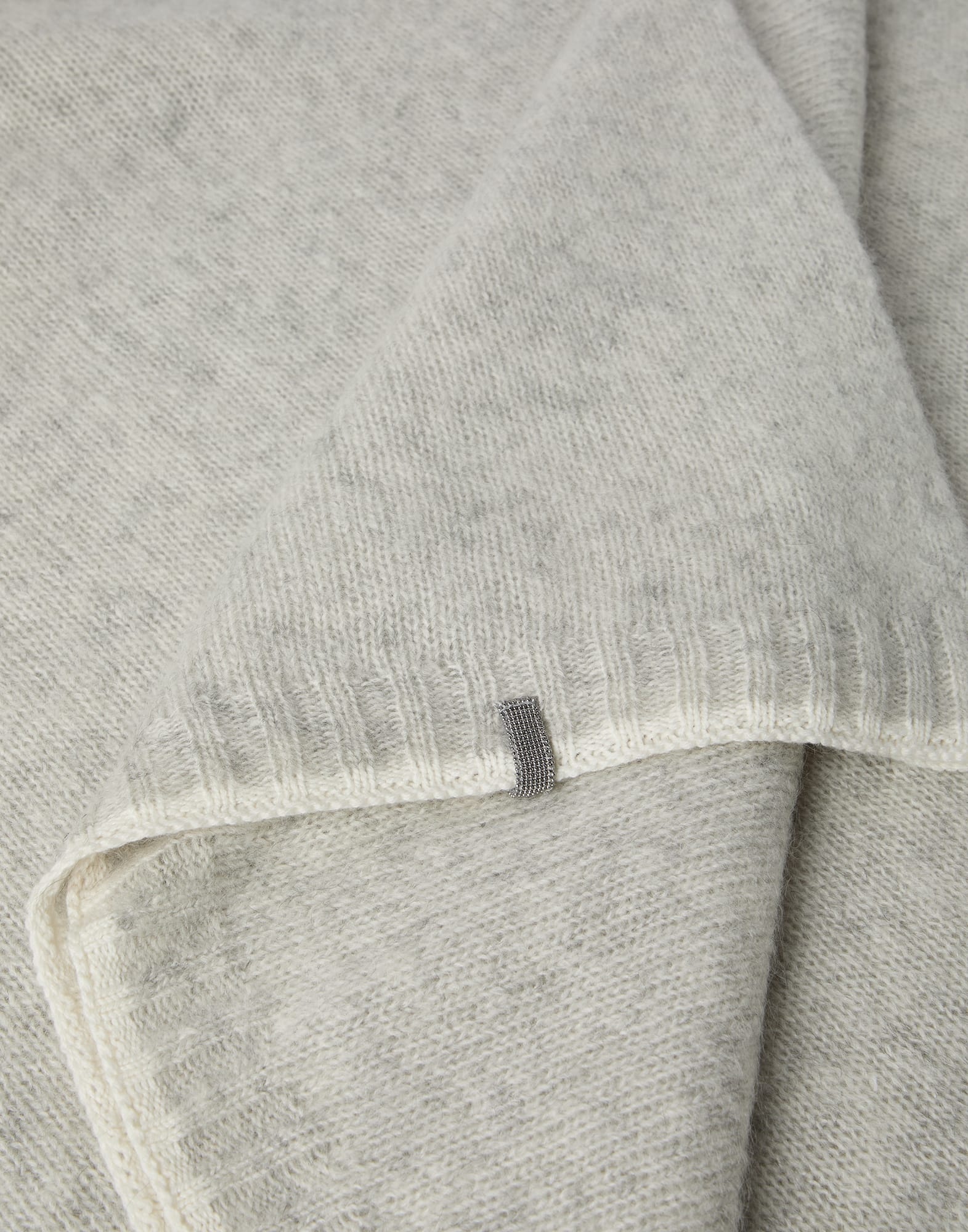 Wool and mohair scarf with monili - 3