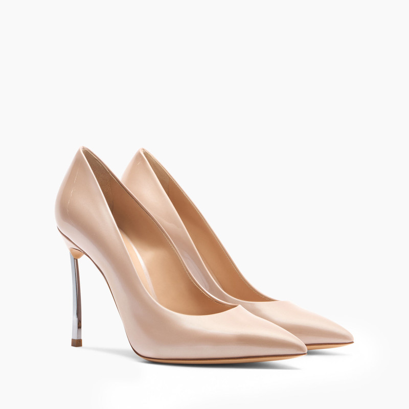 CASADEI Samurai Blade Pumps outlook