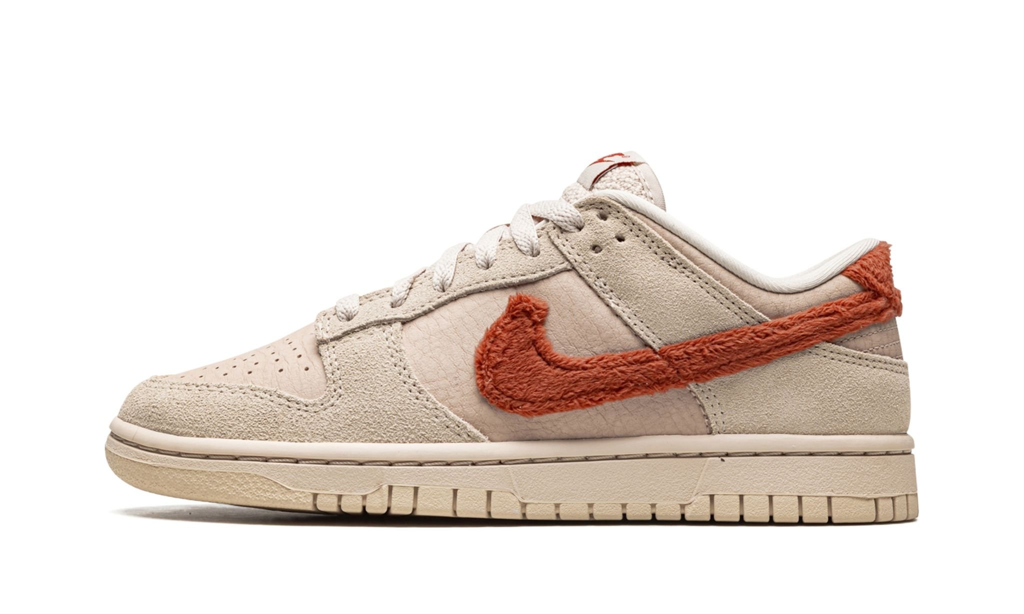 WMNS Nike Dunk Low "Terry Swoosh" - 1