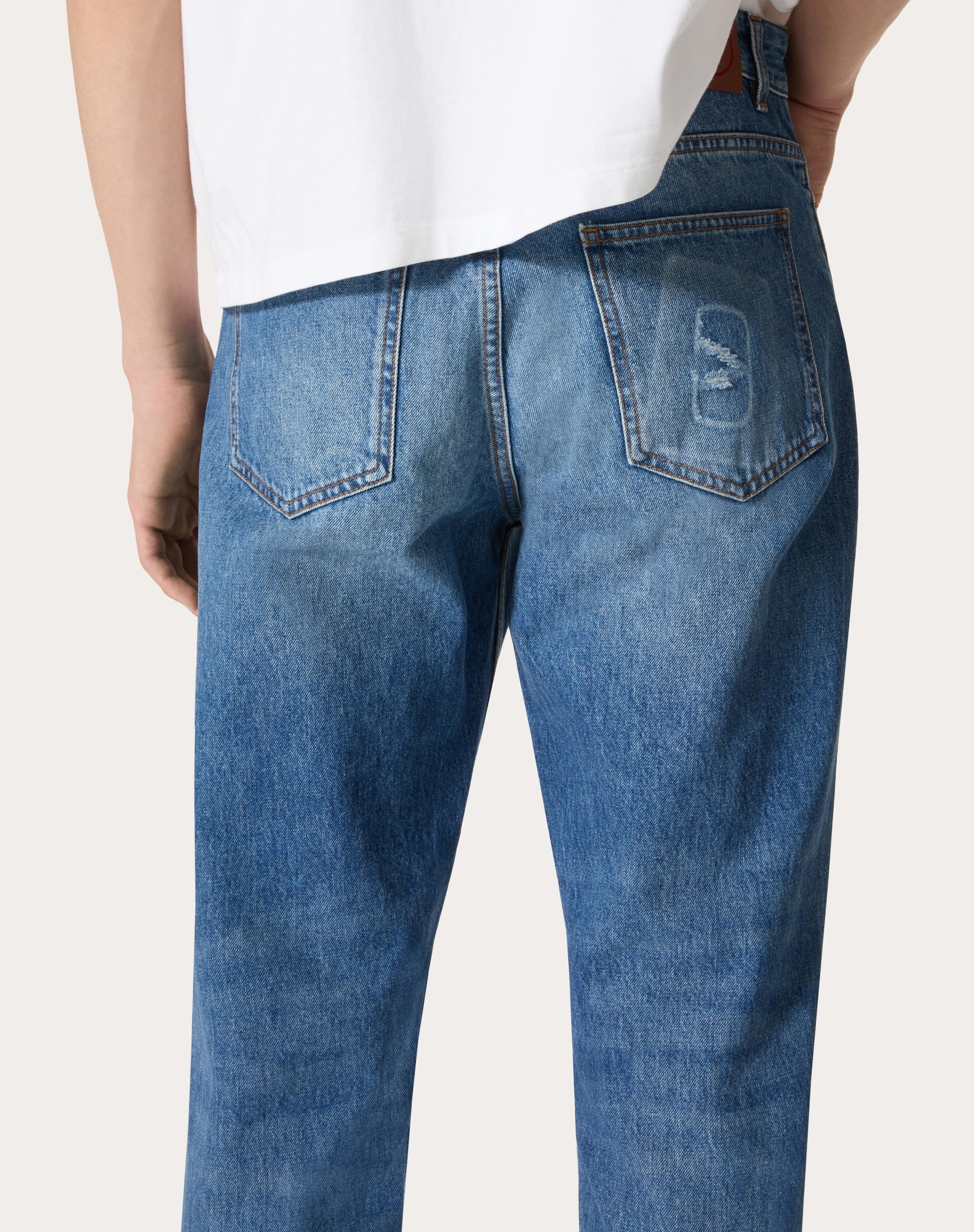 DENIM PANTS WITH EMBOSSED VLOGO SIGNATURE - 5