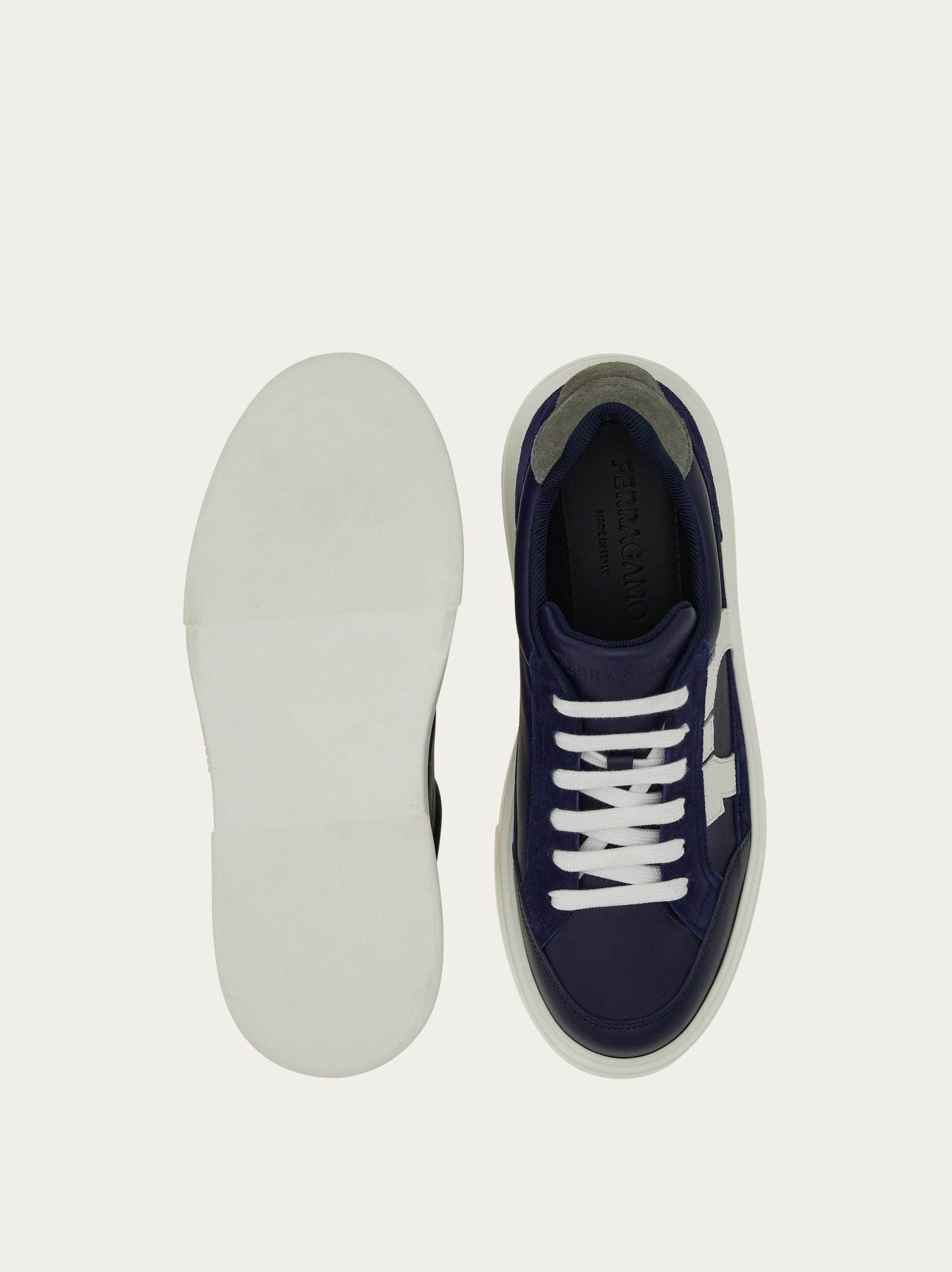 Low top sneaker with Gancini outline - 6