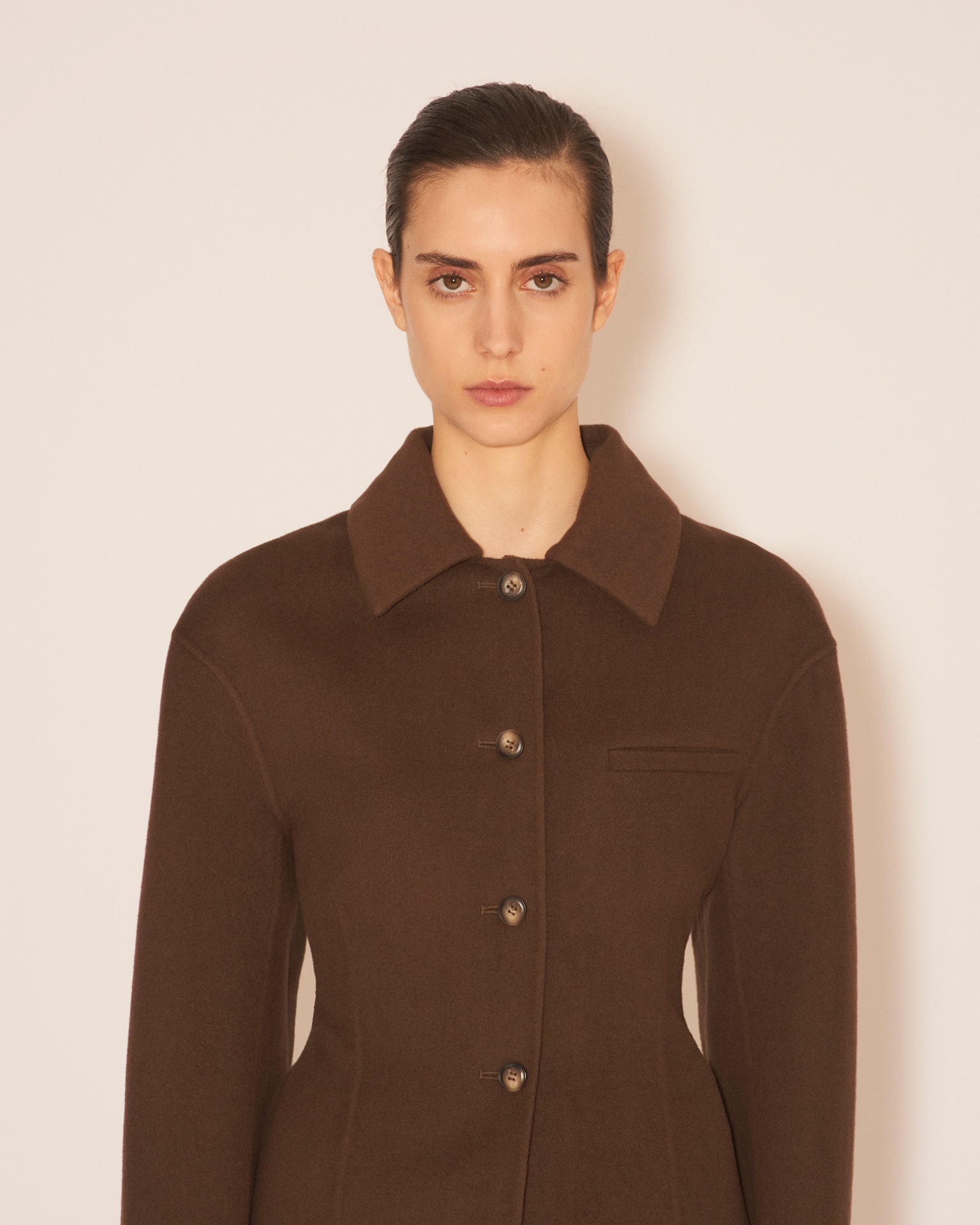 MAGDA - High buttoned fitted tailored blazer with side split - Soil - 6