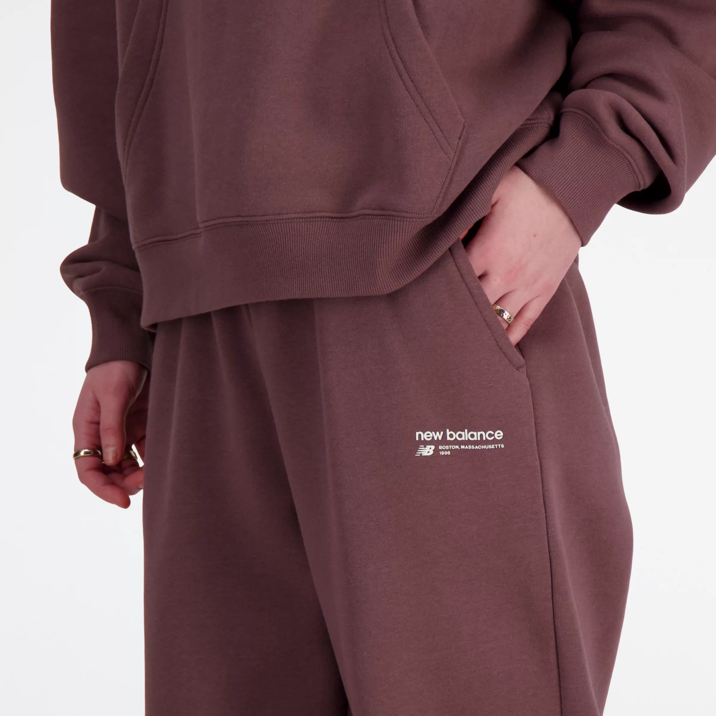 Linear Heritage Brushed Back Fleece Sweatpant - 5