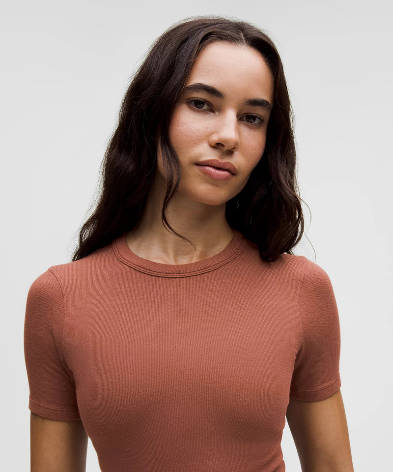 Hold Tight Straight-Hem Cropped T-Shirt 4