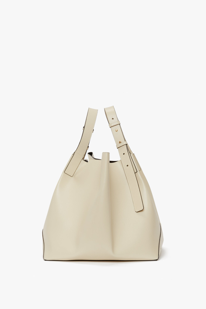 W11 Medium Tote Bag in Ivory Leather 3
