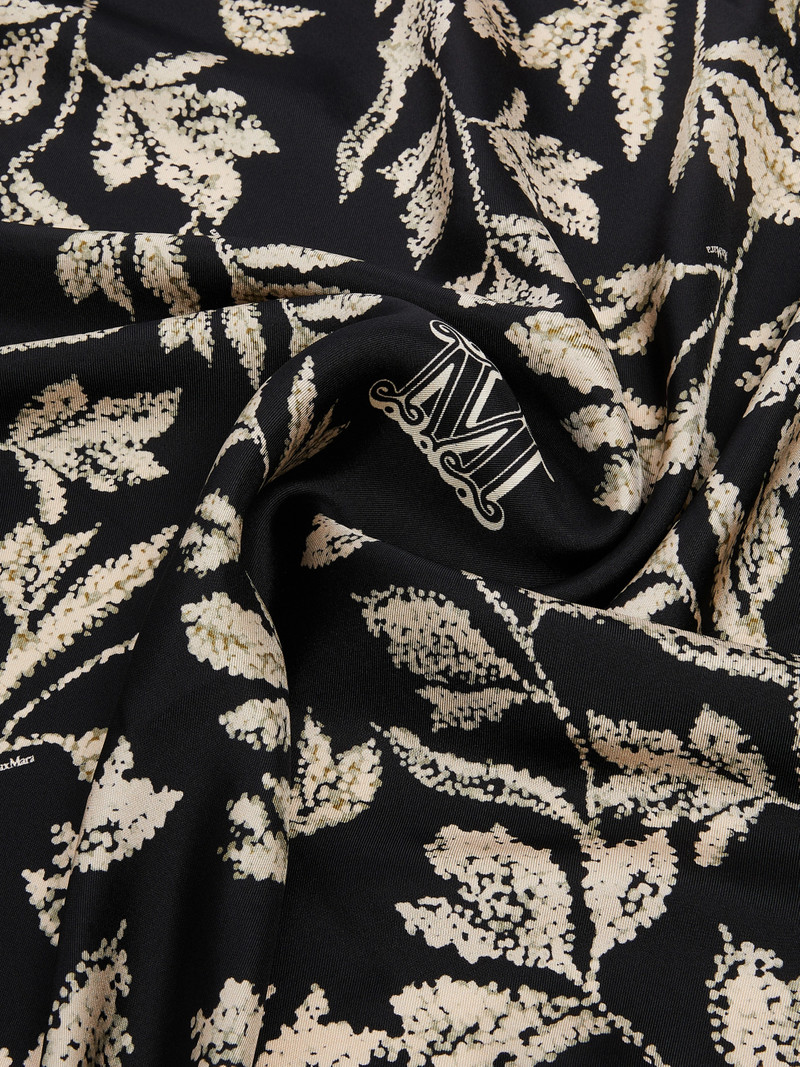 CARRE90W1 Printed silk oversized scarf - BLACK 3