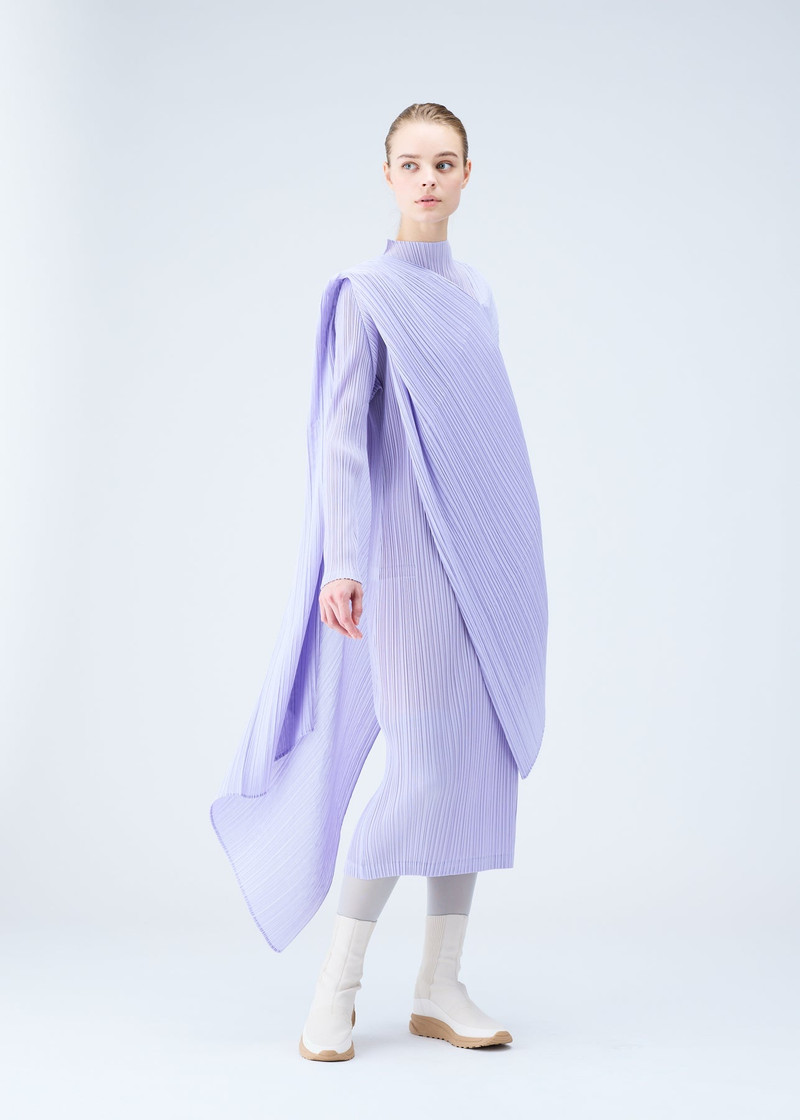 Pleats Please Issey Miyake MADAME-T OCTOBER STOLE outlook