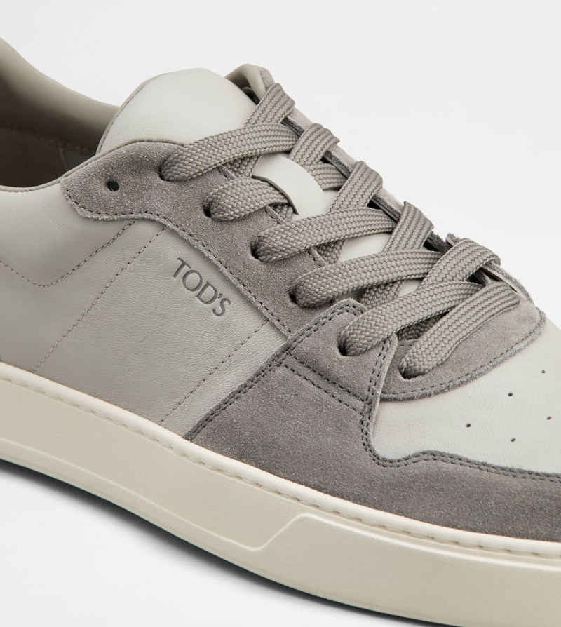 SNEAKERS IN LEATHER - 드레스 5