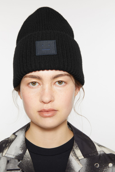 Acne Studios Large face logo beanie - Black outlook