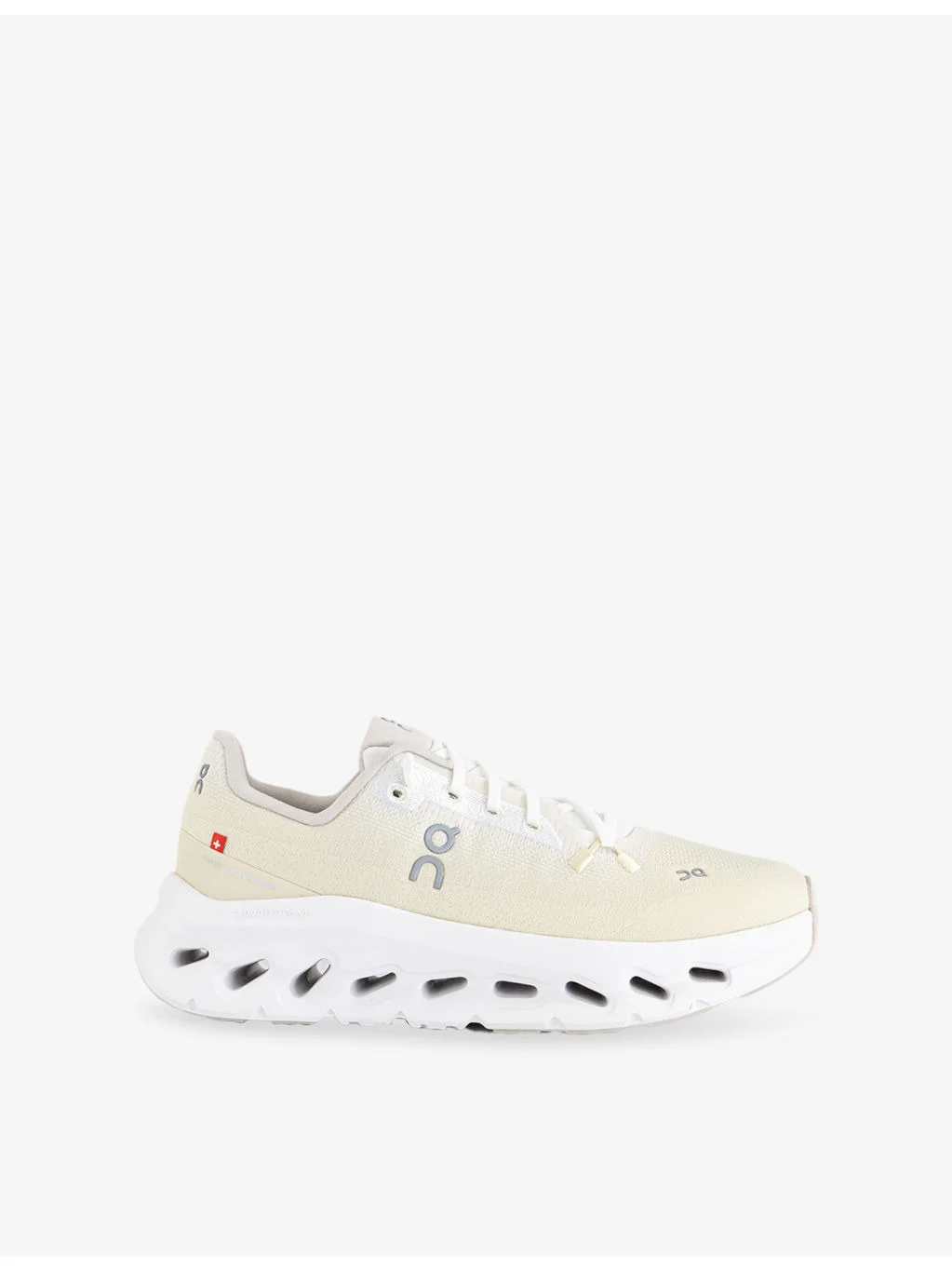 Cloudtilt Mesh Trainers - 1