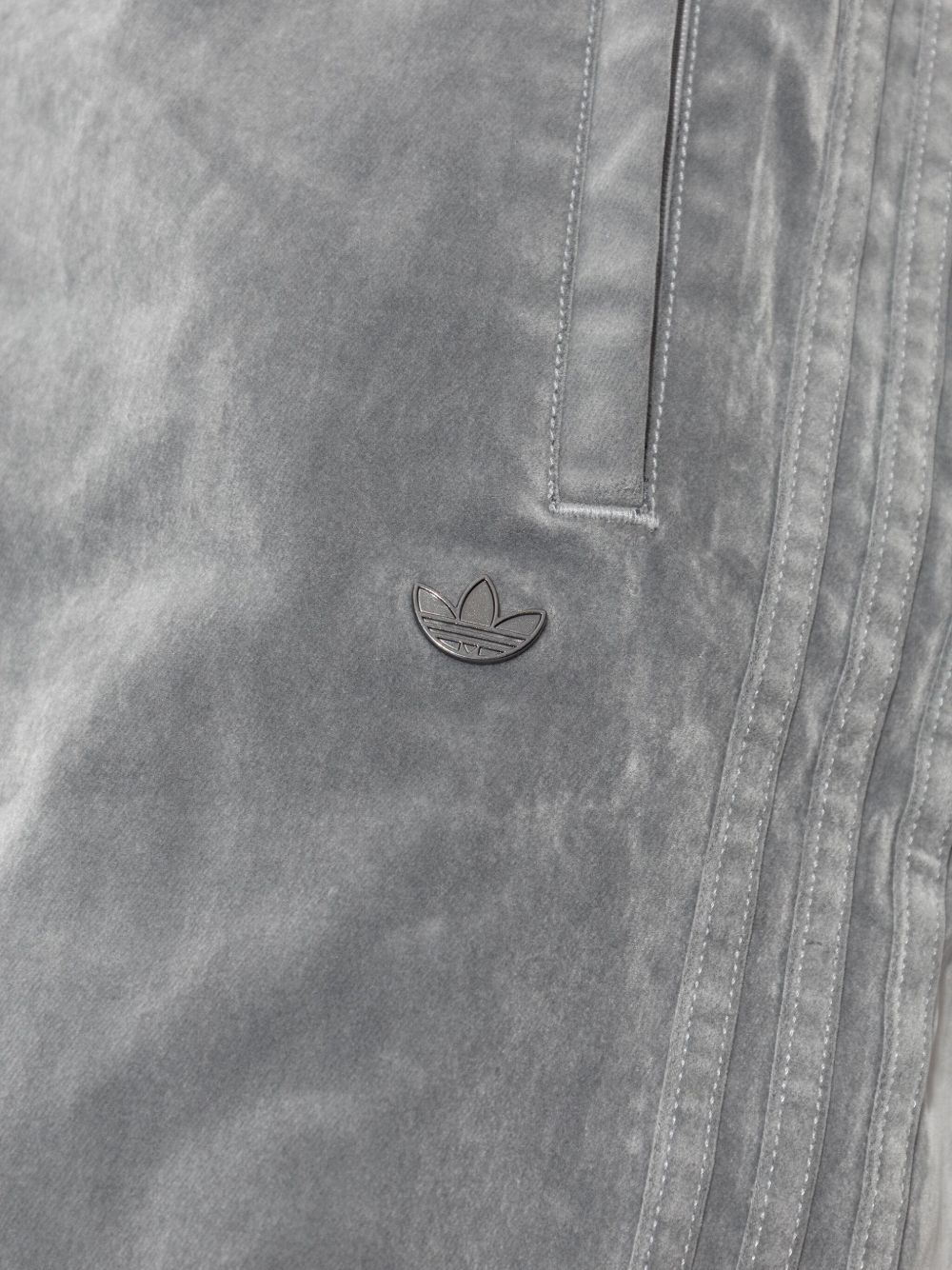three-stripe JW7331 track pants - 5