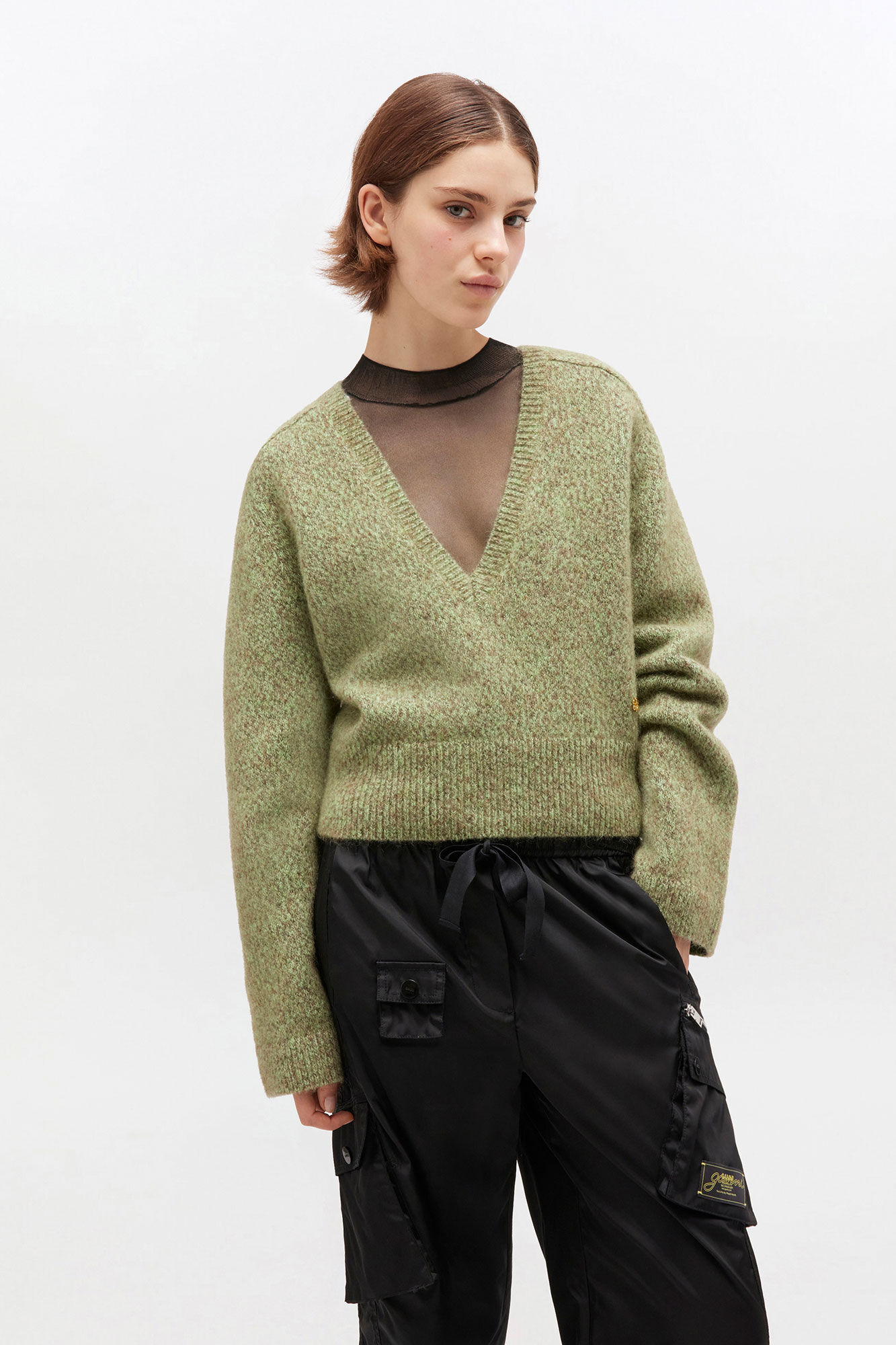 GREEN V-NECK SWEATER - 2