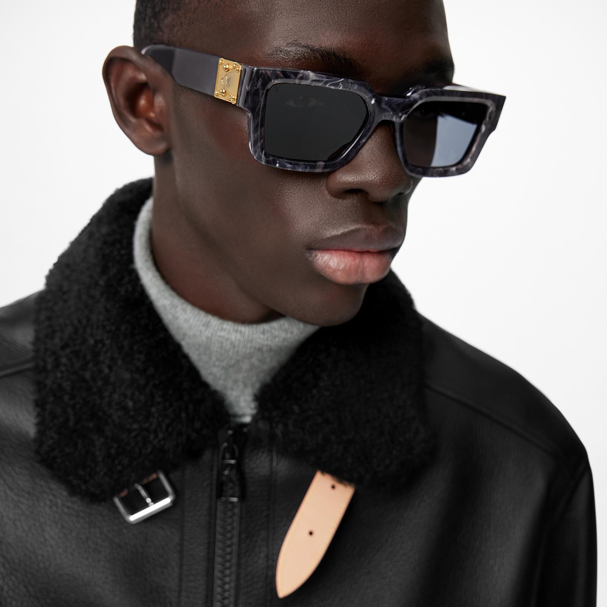 Louis Vuitton Sunglasses Lv Escape Square mens