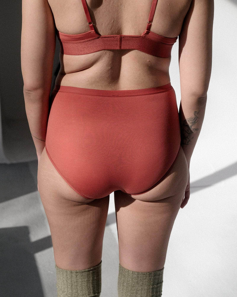 BASERANGE Highwaist Bell Pants - Bamboo Lyocell outlook