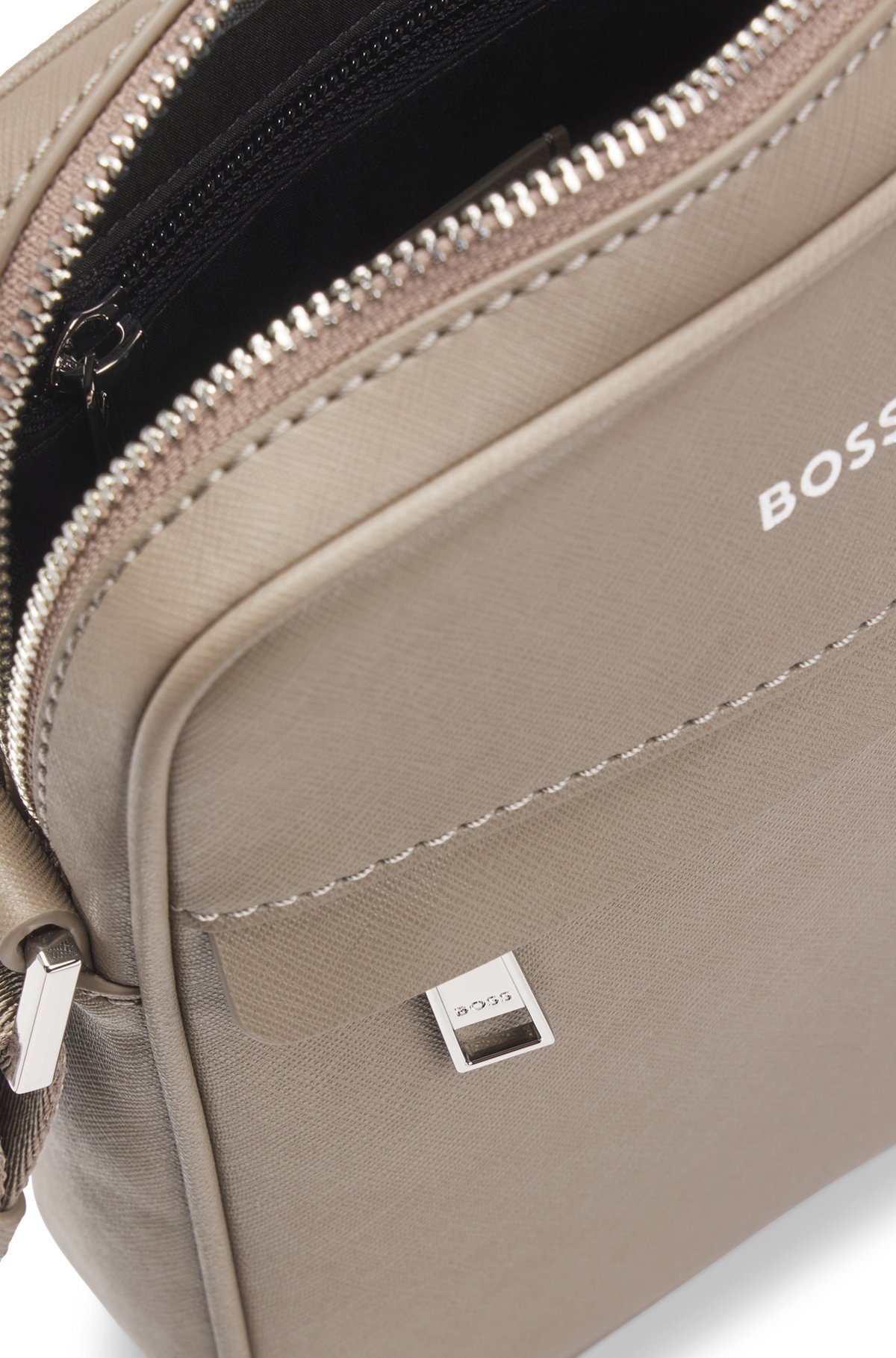 REPORTER BAG WITH SIGNATURE STRIPE AND LOGO DETAIL - 4