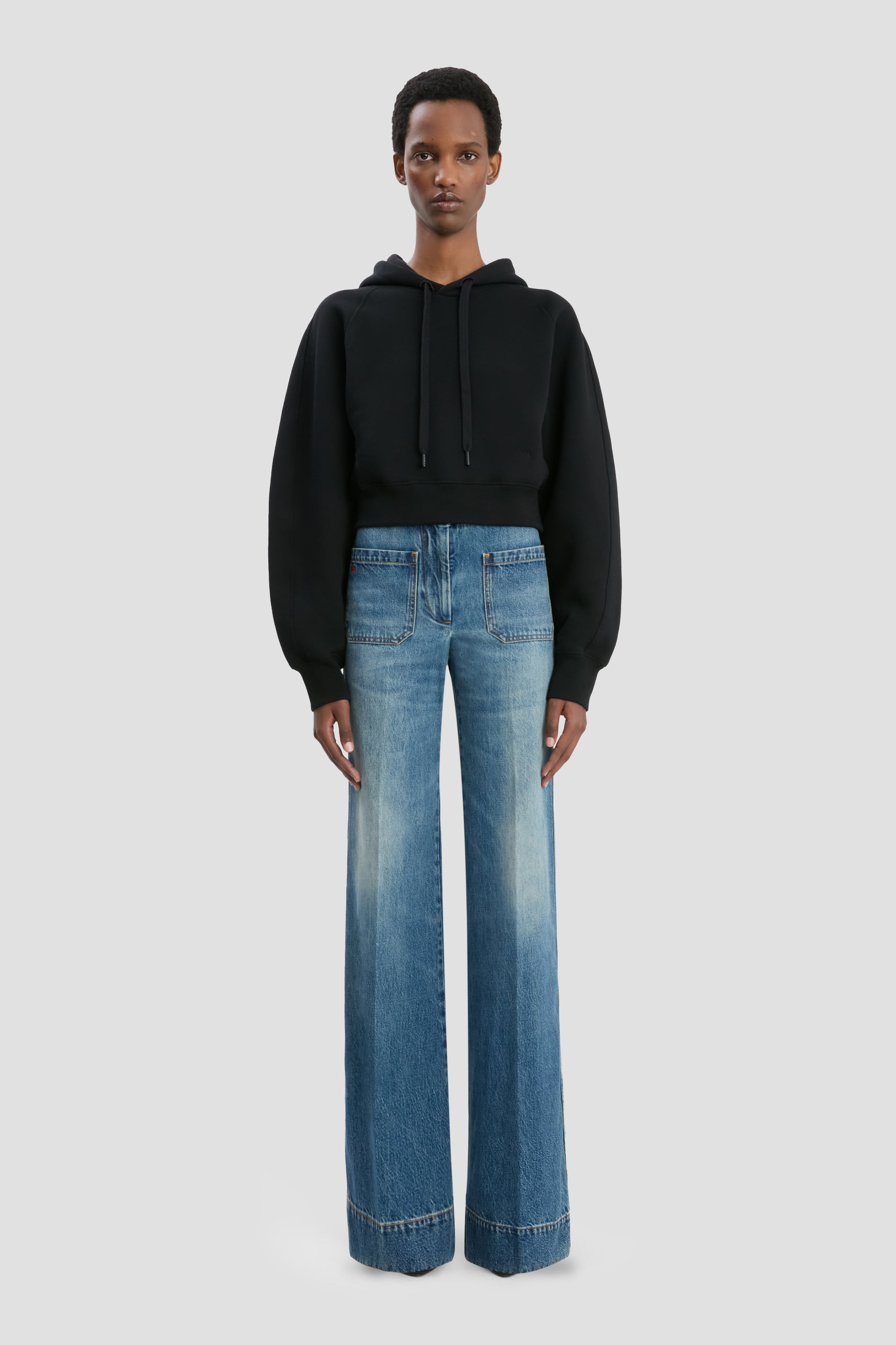Cropped Raglan Hoodie In Black - 2