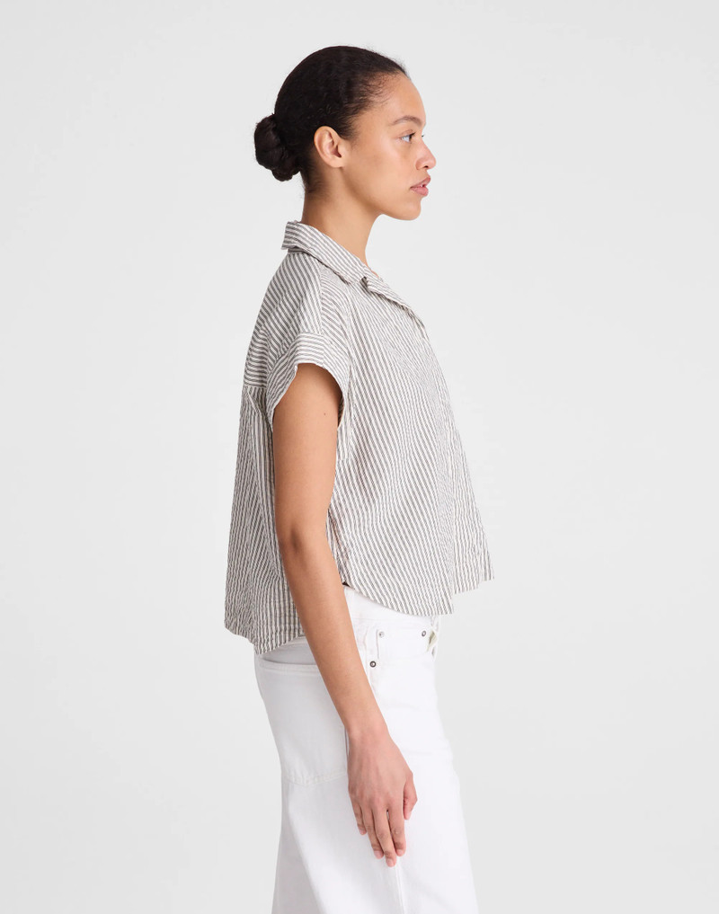 Notch-Collar Popover Shirt in Seersucker 4