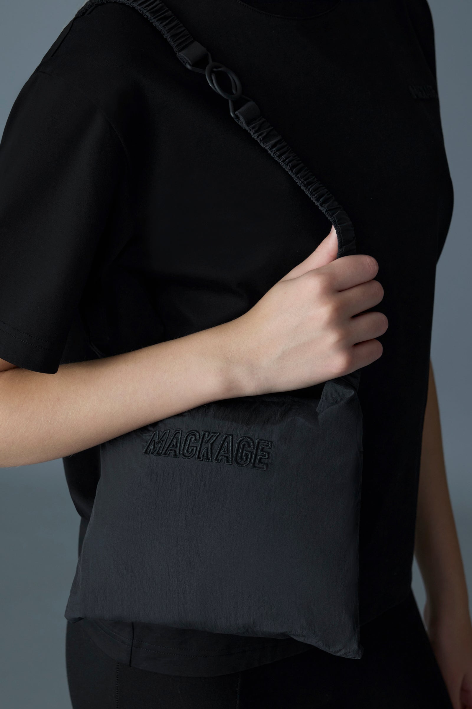 ALYSTER Packable Long rain Jacket - 6