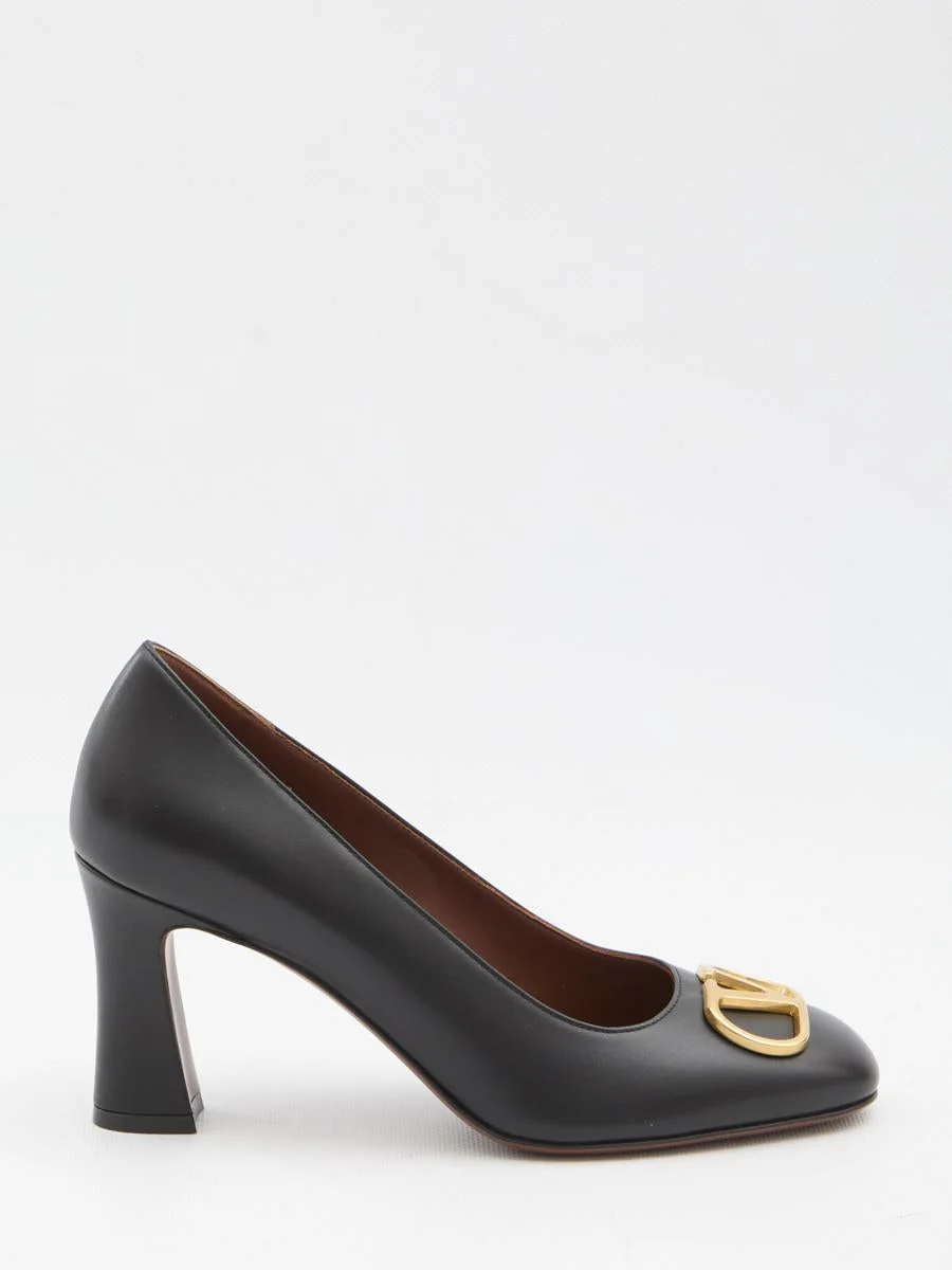 Valentino Garavani Vlogo Signature Pumps - 1