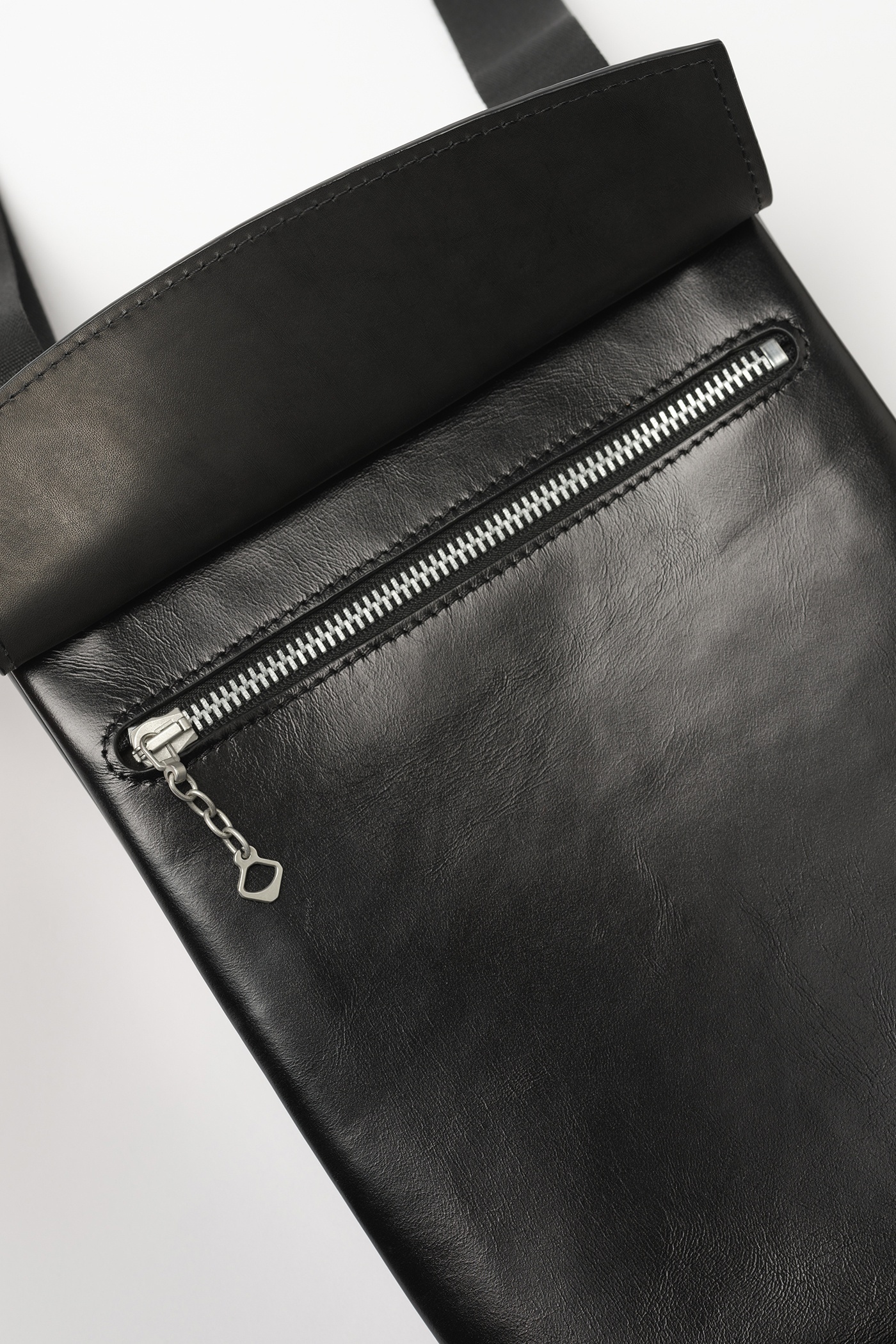 Pocket Bag Aamon Black Leather - 3
