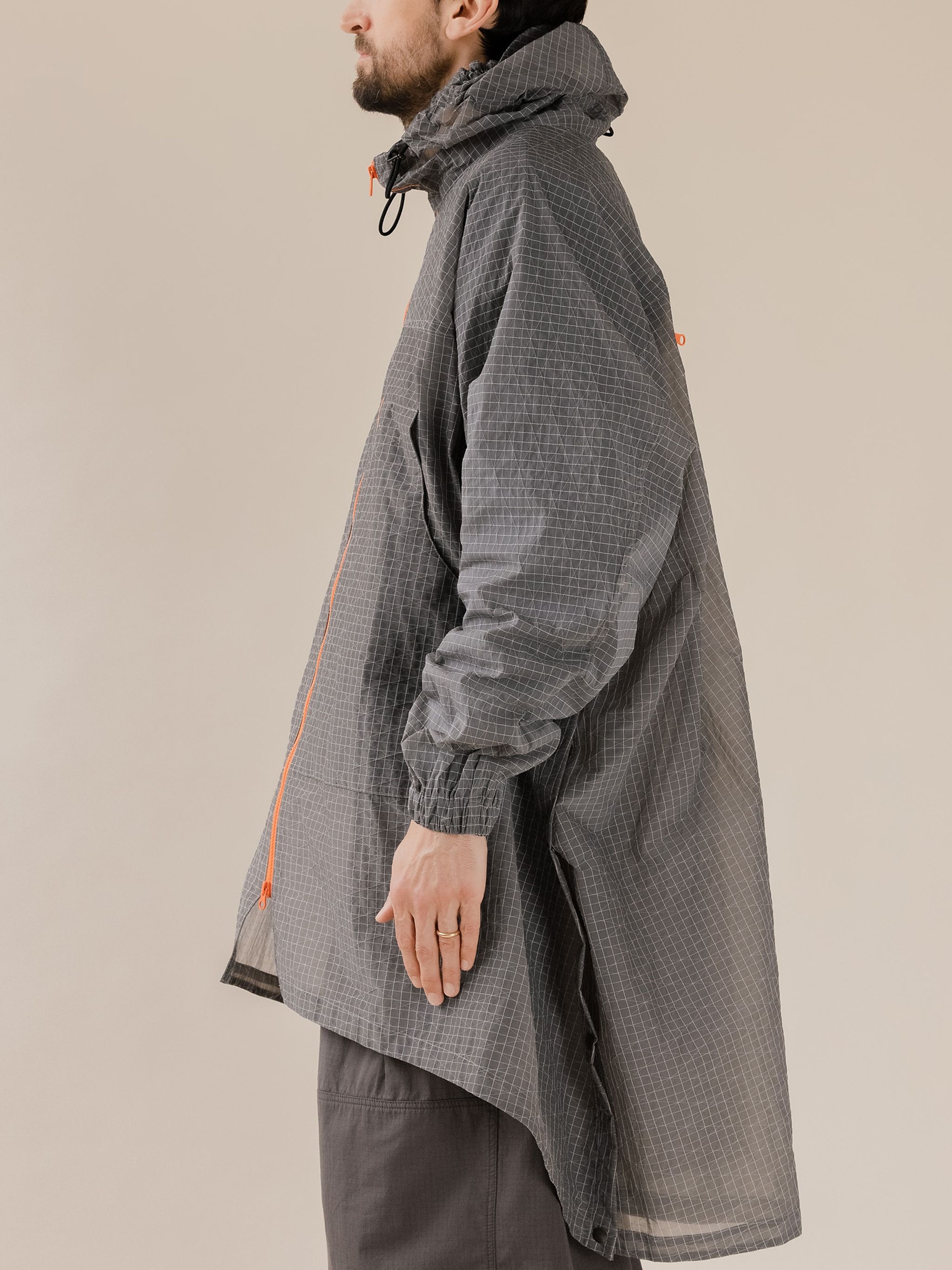 THIS THING OF OURS | MISTBREAKER BLACK DYNEEMA CAPE - 2