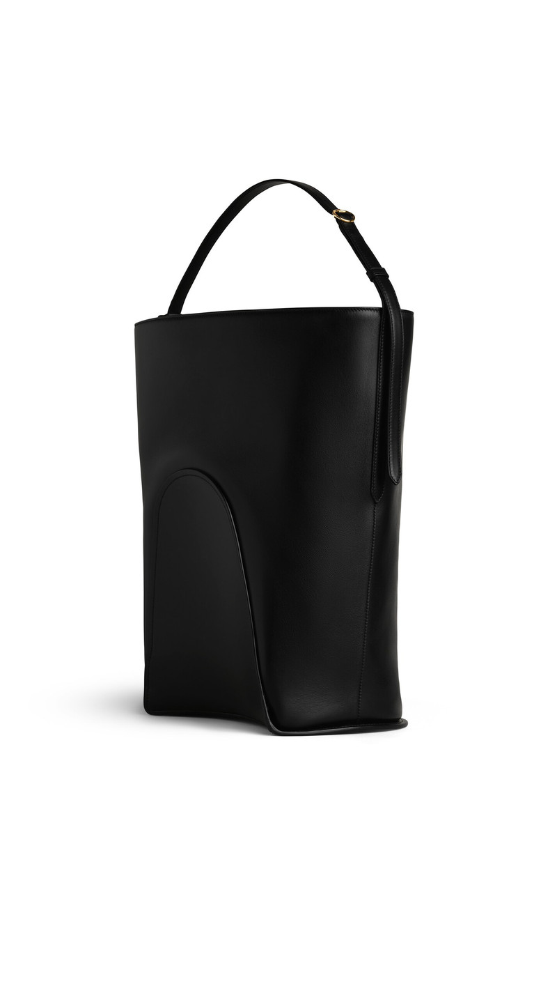 Alaïa HIP LARGE BUCKET BAG IN CALFSKIN outlook
