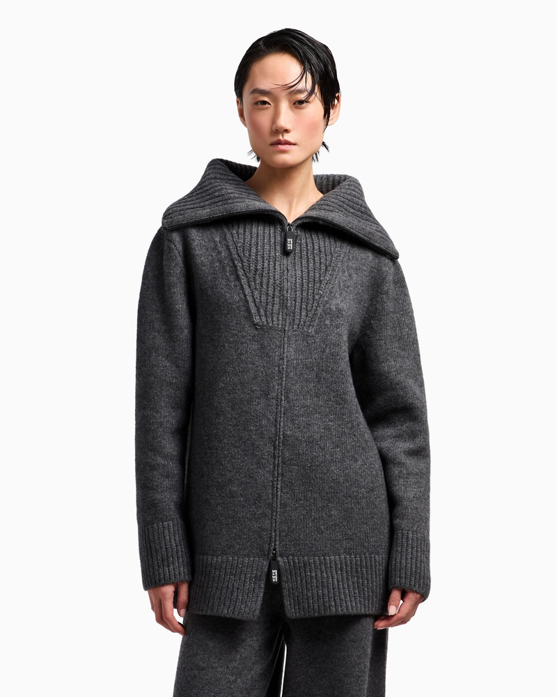 GIORGIO ARMANI GIORGIO ARMANI NEVE OVERSIZED CARDIGAN IN A VIRGIN WOOL AND CASHMERE BLEND outlook
