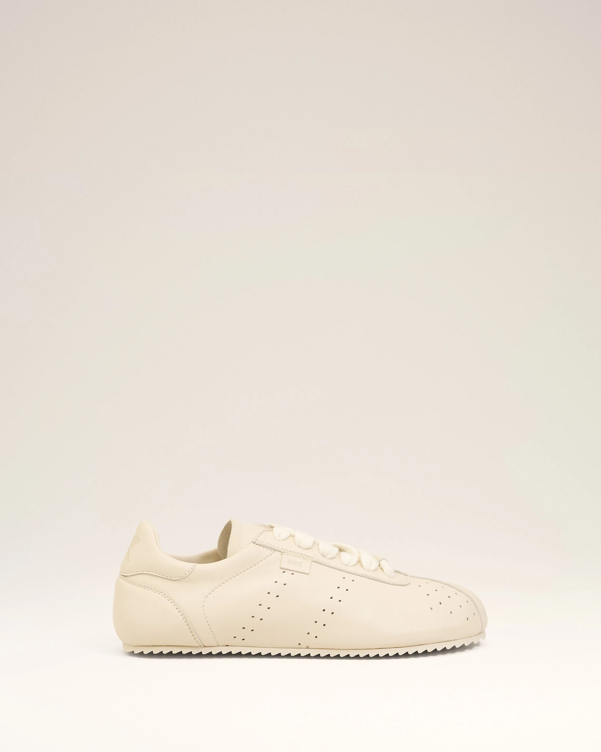 WHITE SMOOTH LEATHER LOW TOP STEP SNEAKERS - 1
