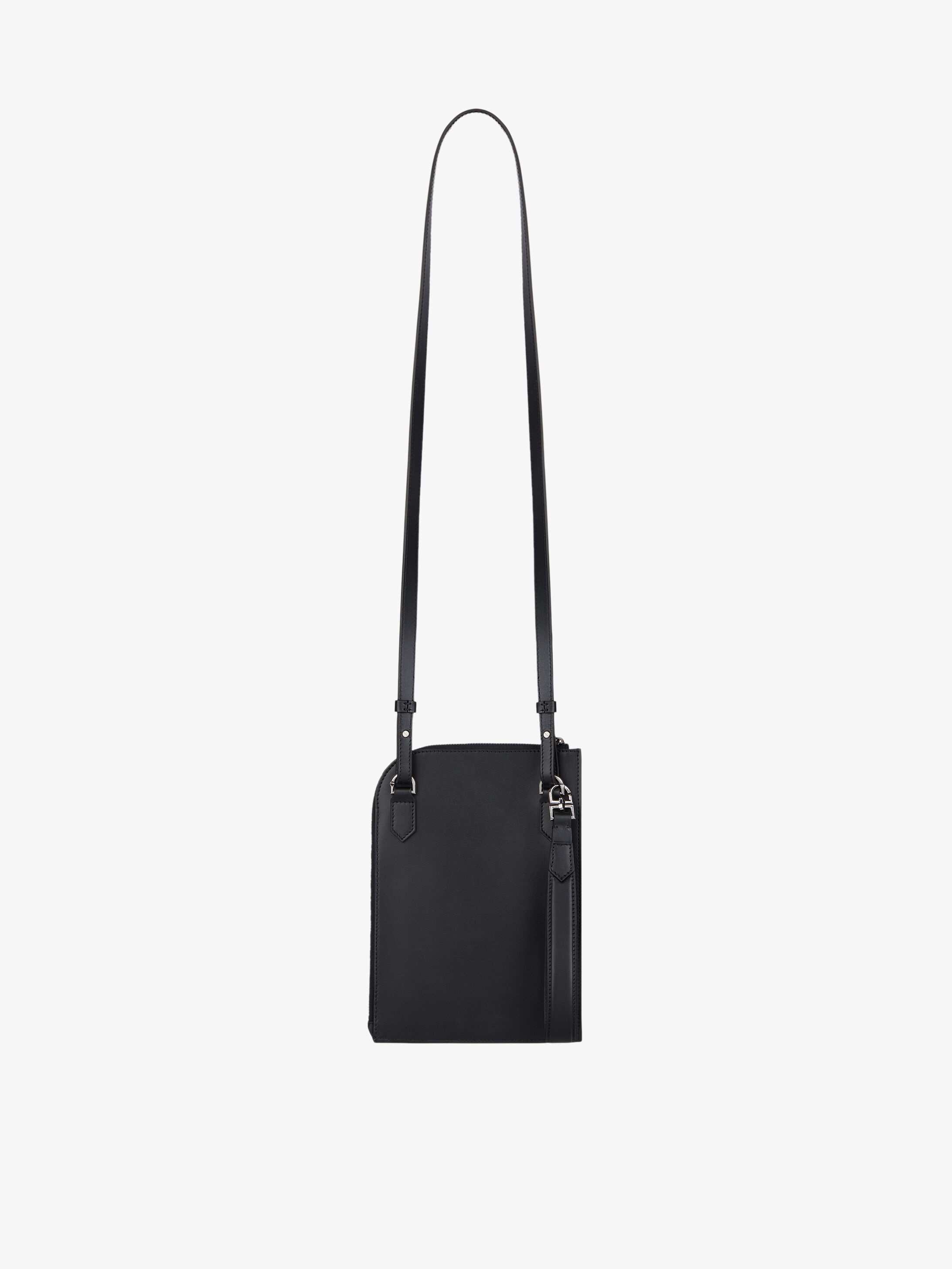 Small flat Antigona Soft in leather 5