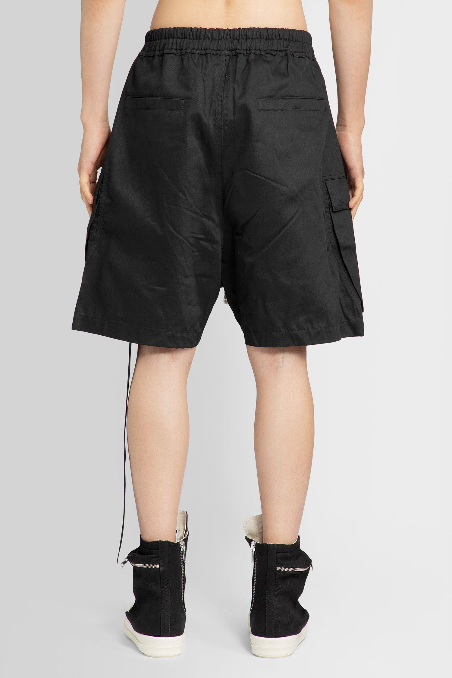 RICK OWENS MAN BLACK SHORTS - 4