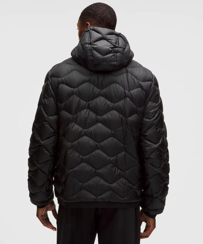 Featherweight 900-Down-Fill Quilted Hooded Jacket 3