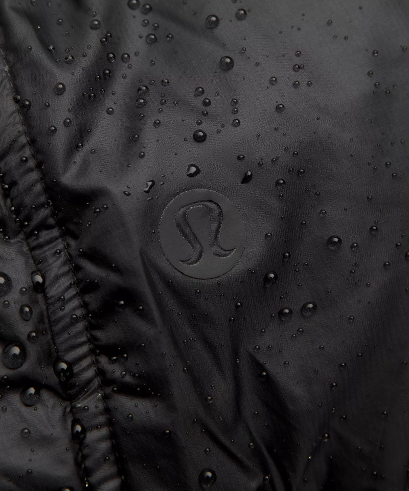 Featherweight 900-Down-Fill Puffer Vest 9