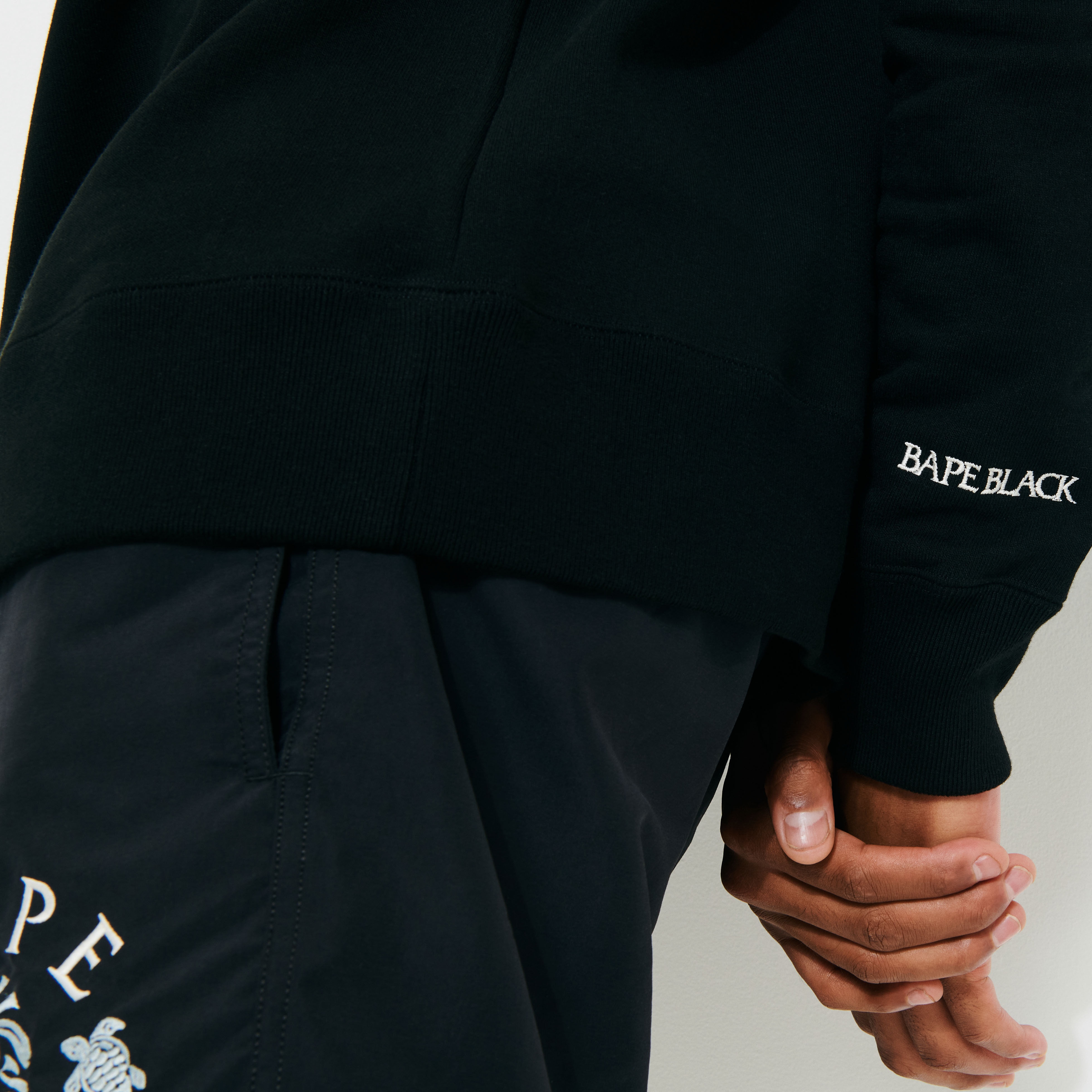 Men Sweatshirt Turtles Printed - Vilebrequin x BAPE® BLACK - 8