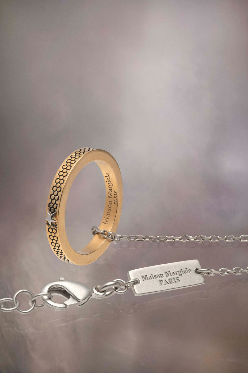 Star logo necklace 3