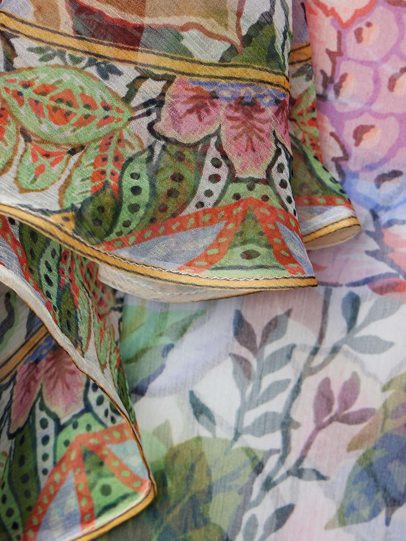 Ruffled floral-print silk-crepon blouse - 4