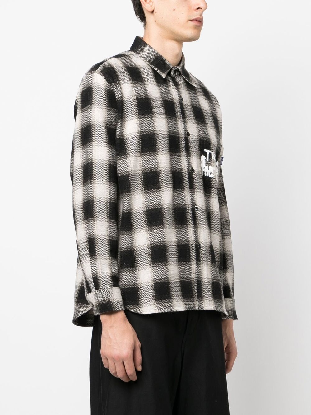 checked long-sleeve shirt - 3