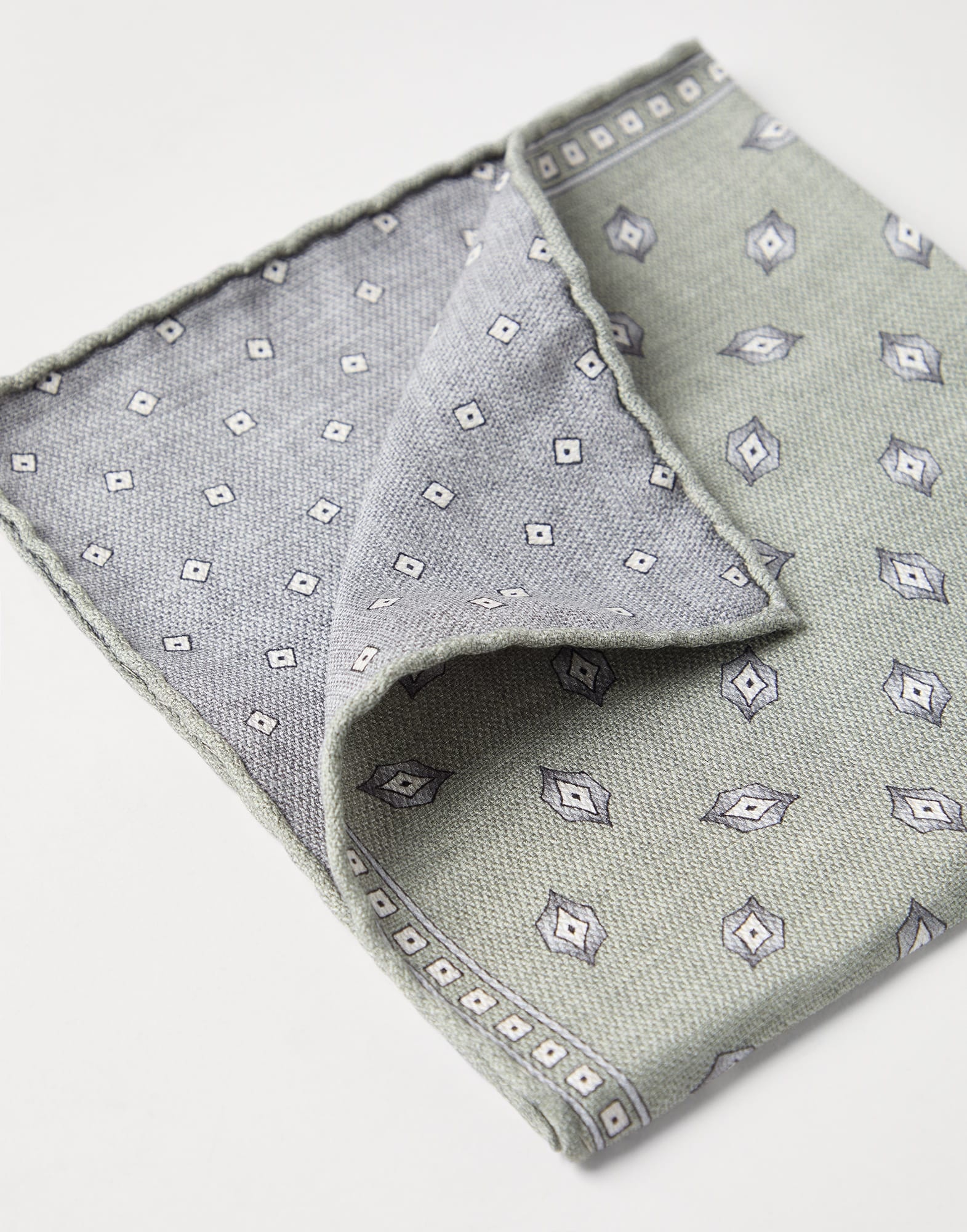 Silk pocket square with diamond design - 2
