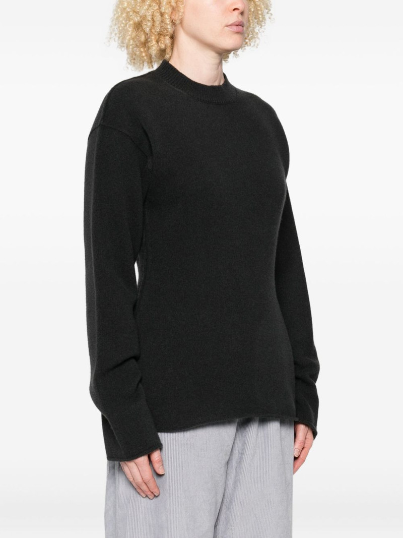 round-neck wool sweater 3