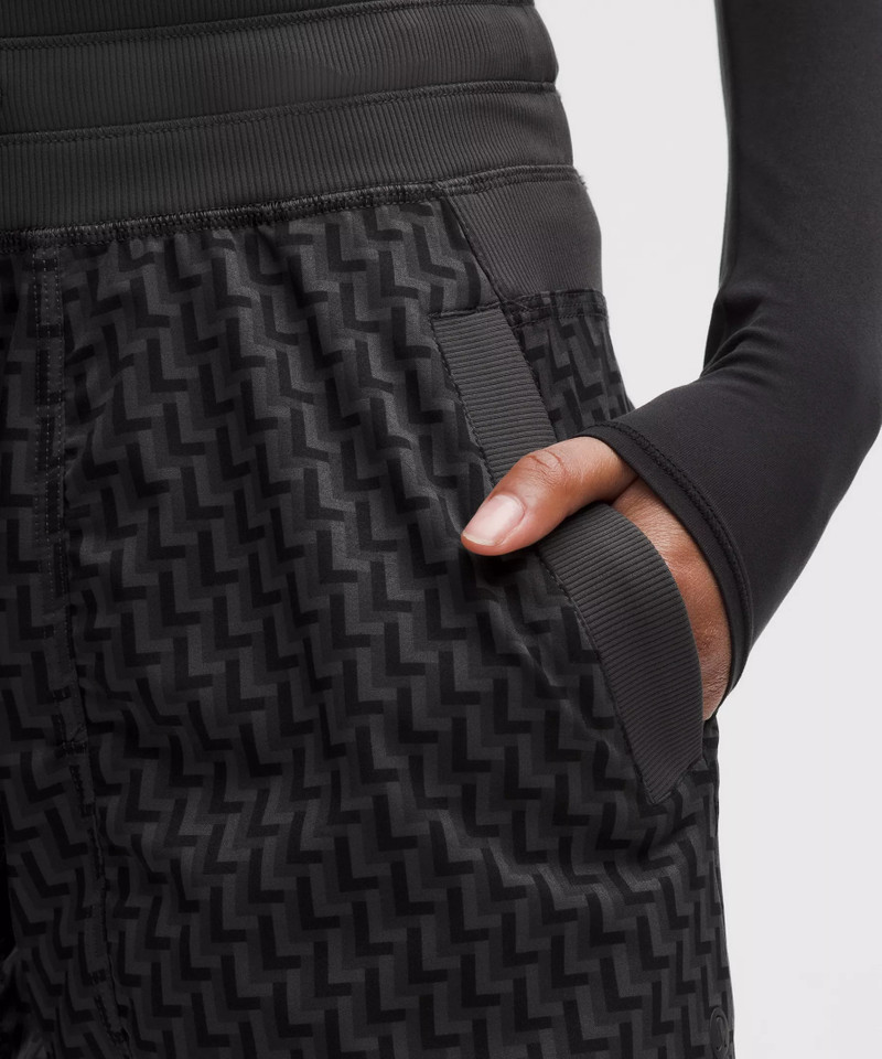 Dance Studio Mid-Rise Pant *Regular 5