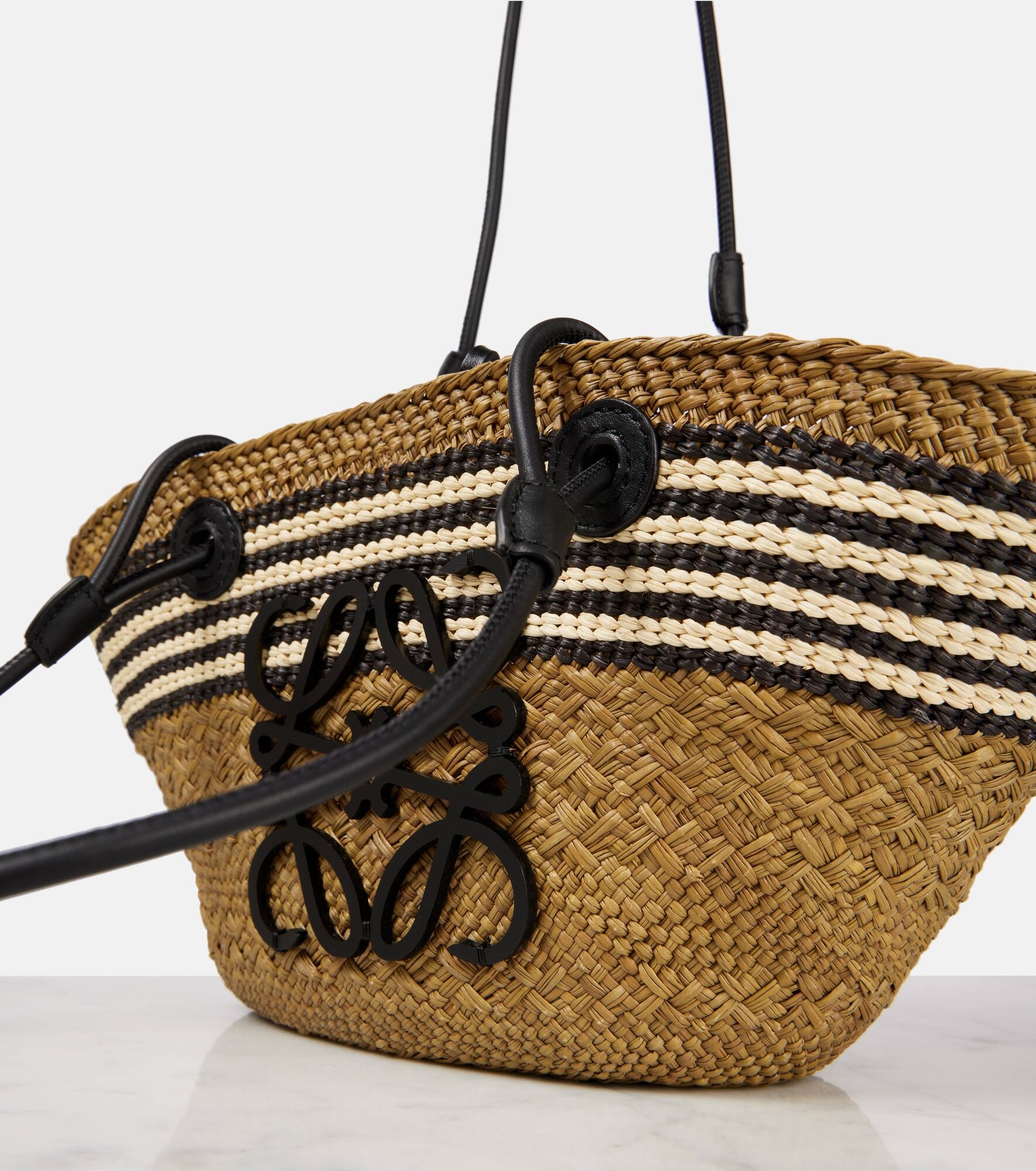 Paula's Ibiza Anagram Small basket bag - 6