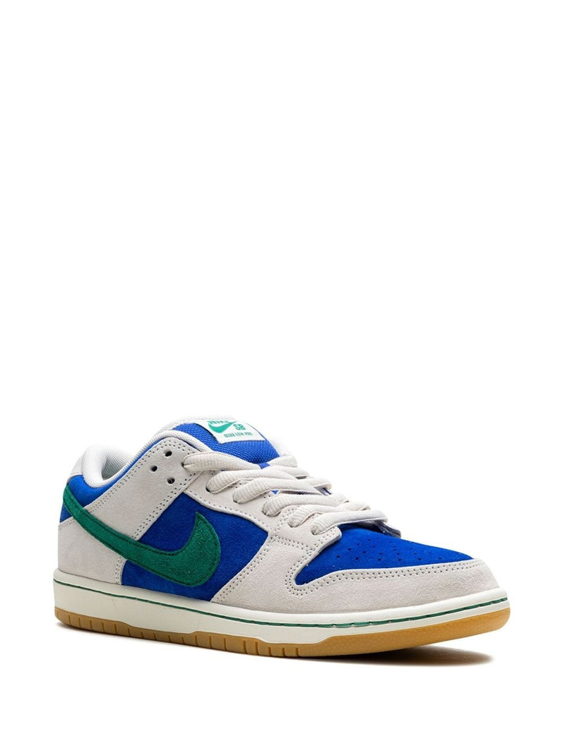 Nike Dunk Low SB "Hyper Royal Malachite" sneakers outlook