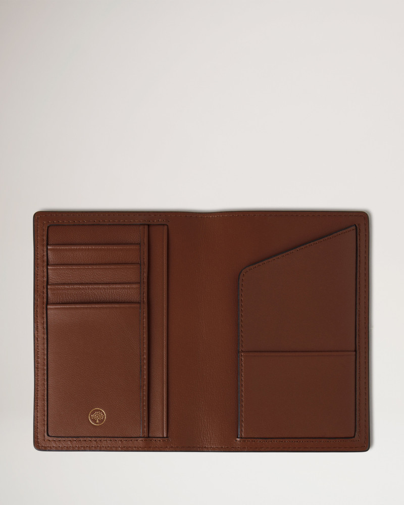 Mulberry Passport Cover
Oak Two-Tone Small Classic Grain outlook