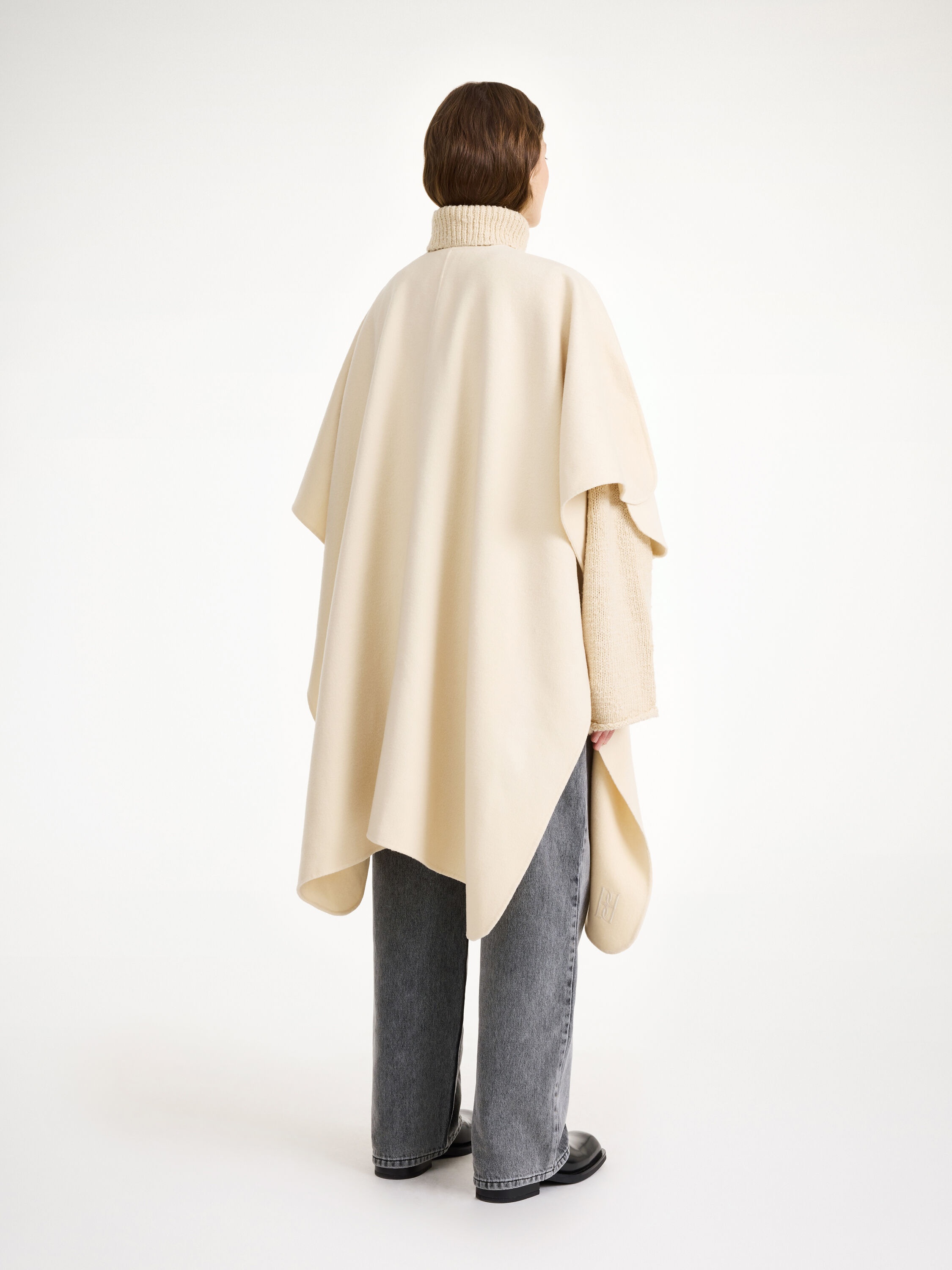 Robertas wool cape - 3