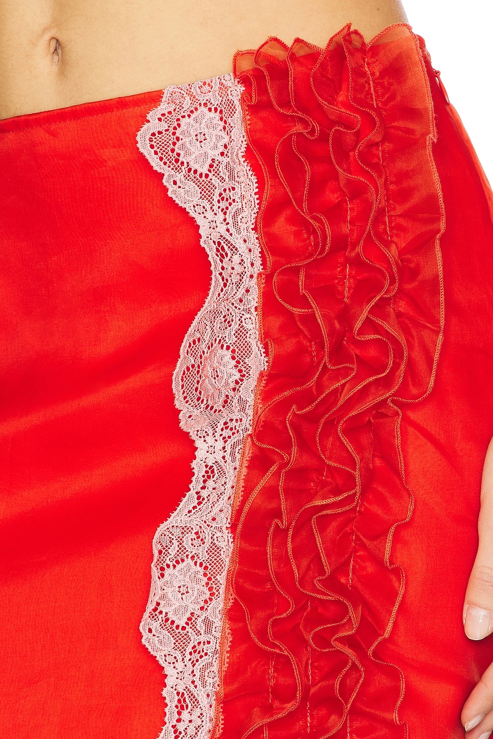 Skirt With Ruffles And Lace Detail - 6
