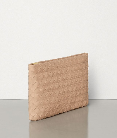 Bottega Veneta LARGE POUCH outlook