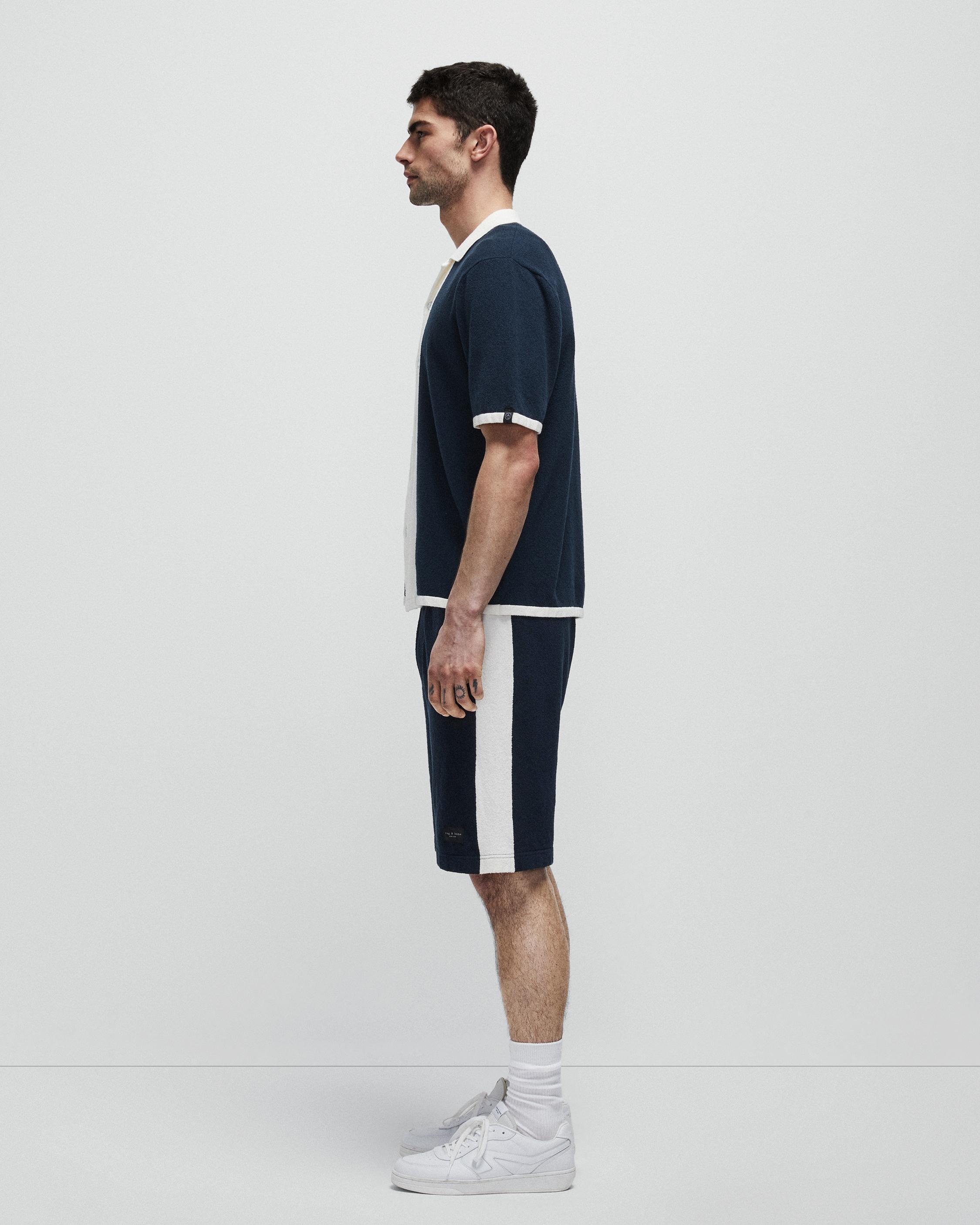 Axel Zuma Toweling Short
Classic Fit Short - 5