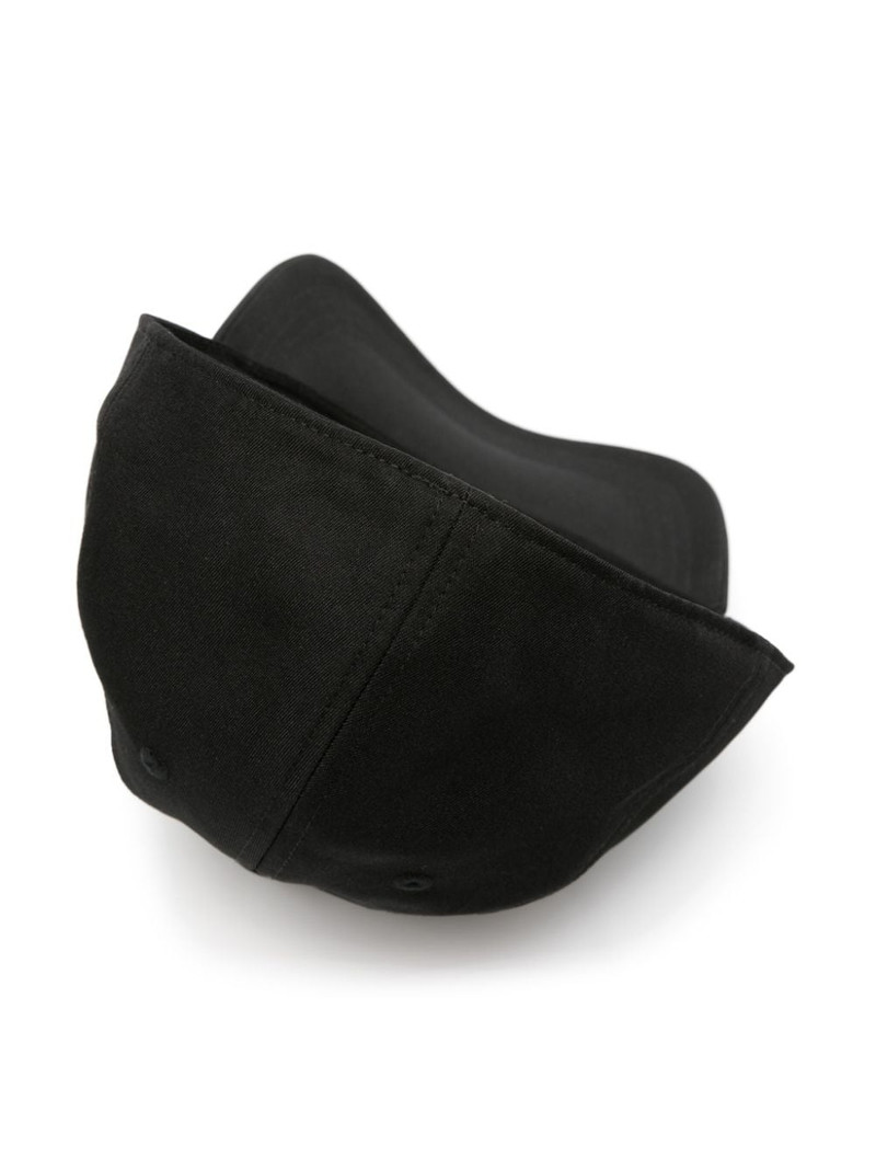 C.P. Company logo-patch twill cap outlook